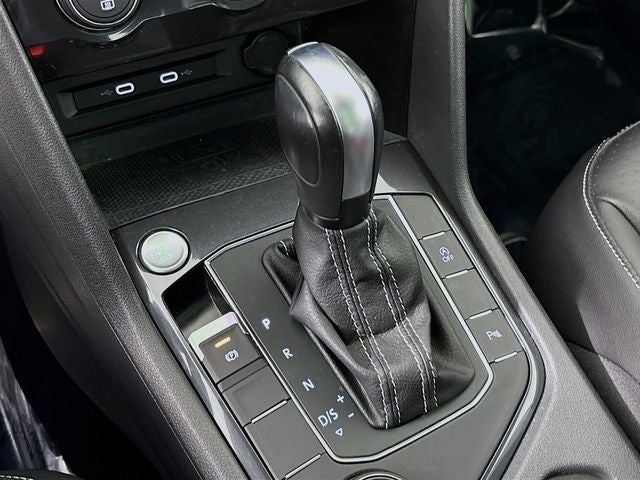 2021 Volkswagen Tiguan 2.0T SE R-Line Black