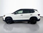 2025 Volkswagen Taos 1.5T SE Black