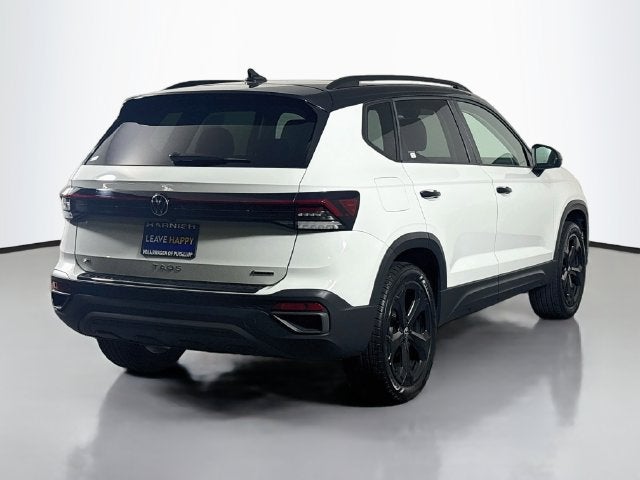 2025 Volkswagen Taos 1.5T SE Black