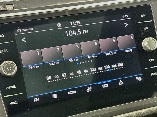2024 Volkswagen Tiguan 2.0T SEL R-Line