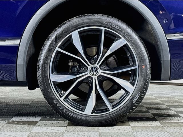 2023 Volkswagen Tiguan 2.0T SEL R-Line
