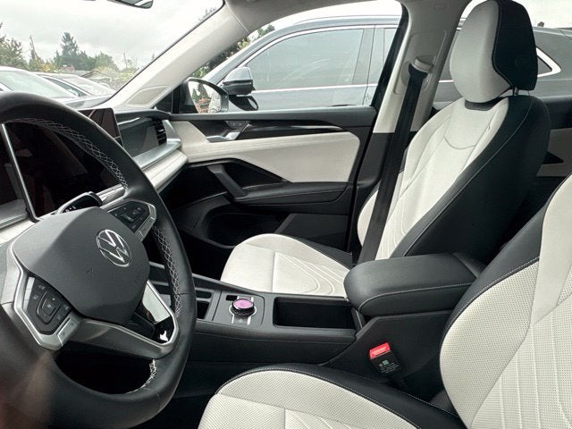 2025 Volkswagen Tiguan 2.0T SE