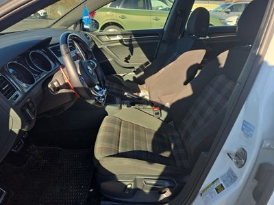 2017 Volkswagen Golf GTI S