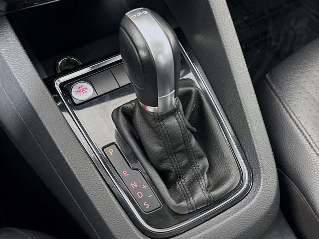 2015 Volkswagen Jetta 2.0L TDI SE w/Connectivity