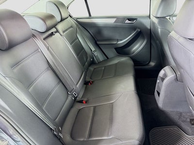 2015 Volkswagen Jetta 2.0L TDI SE w/Connectivity