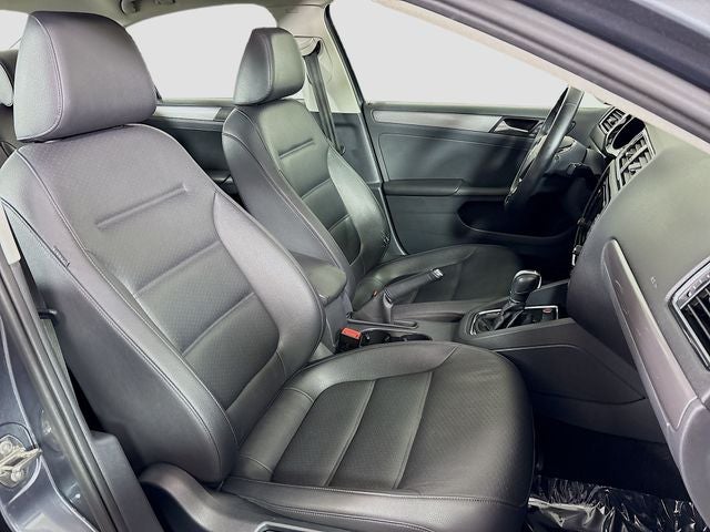 2015 Volkswagen Jetta 2.0L TDI SE w/Connectivity