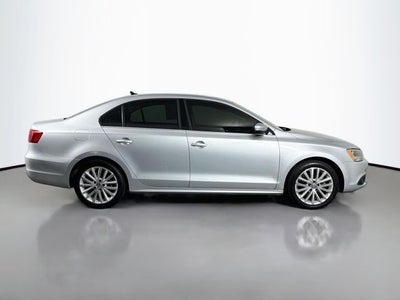 2014 Volkswagen Jetta 2.0L TDI w/Premium/Navigation