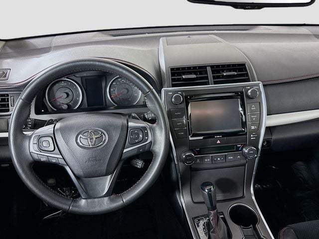 2016 Toyota Camry XSE