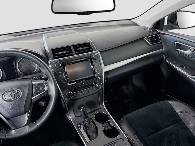 2016 Toyota Camry XSE