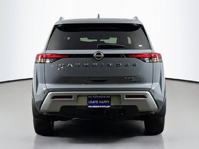2023 Nissan Pathfinder Platinum