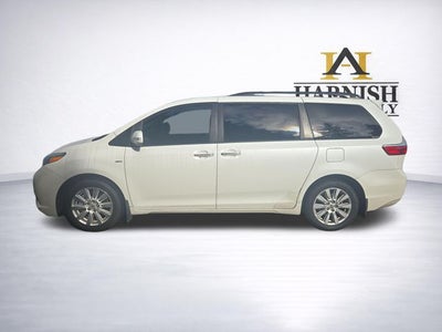 2017 Toyota Sienna XLE 7 Passenger