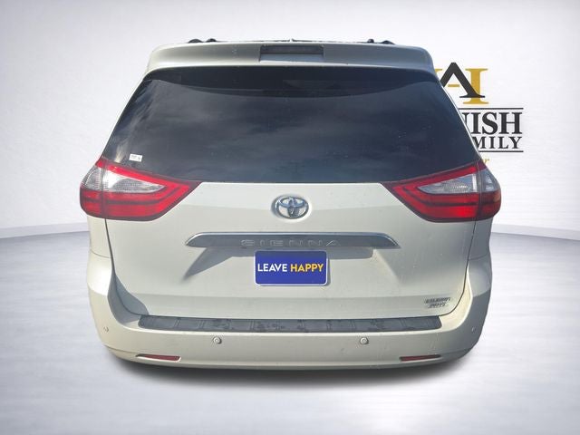 2017 Toyota Sienna XLE 7 Passenger