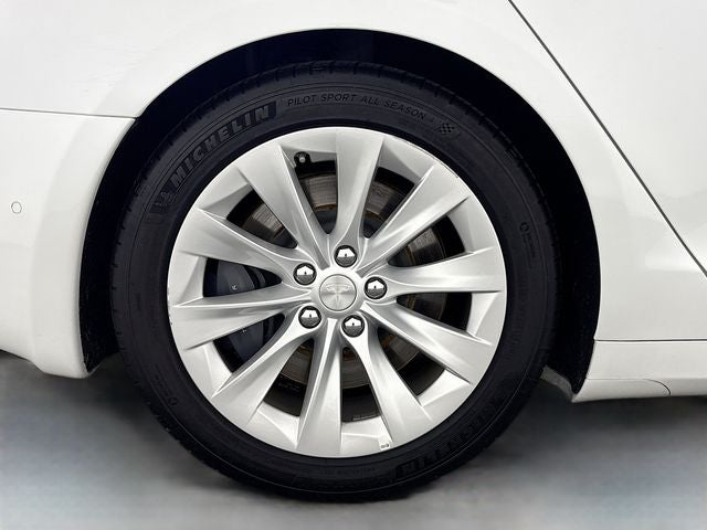 2020 Tesla Model S Long Range