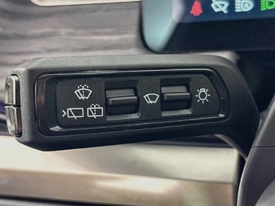 2024 Rivian R1S Adventure Quad Motor Large Pack