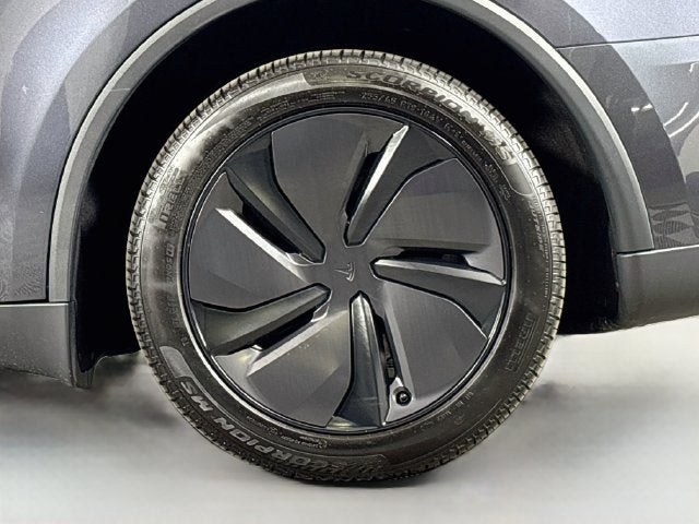 2026 Tesla Model Y Long Range