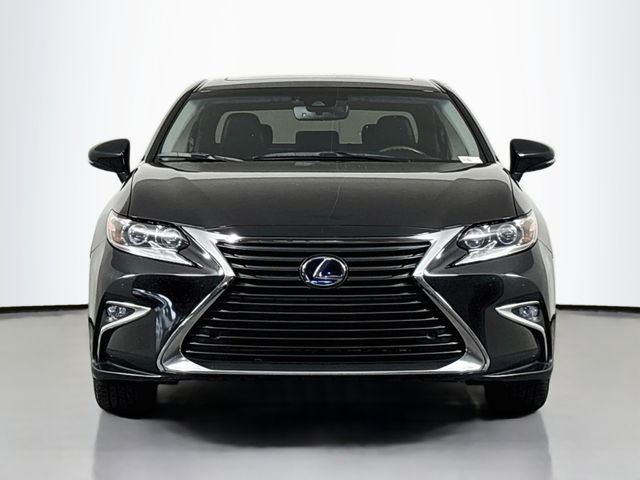 2017 Lexus ES 300h