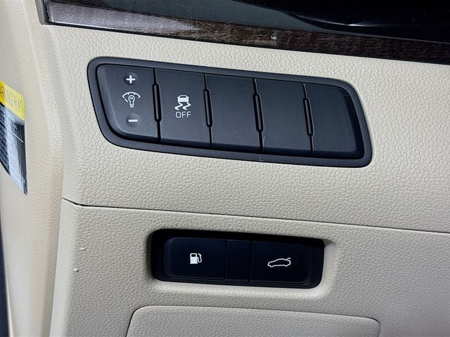 2016 Kia Cadenza Premium