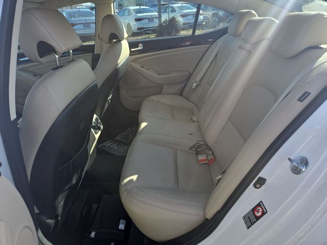 2016 Kia Cadenza Premium