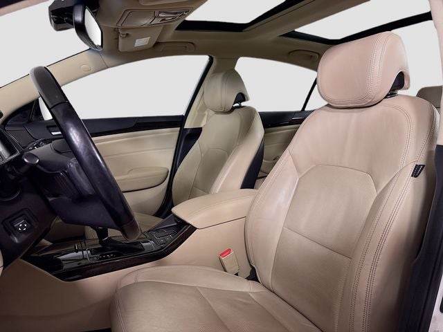 2016 Kia Cadenza Premium