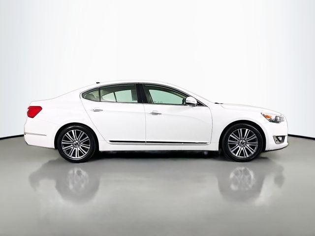 2016 Kia Cadenza Premium