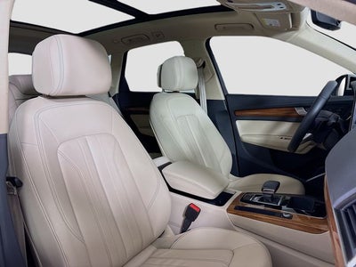 2023 Audi Q5 40 Premium quattro