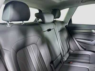 2023 Audi Q5 40 Premium quattro