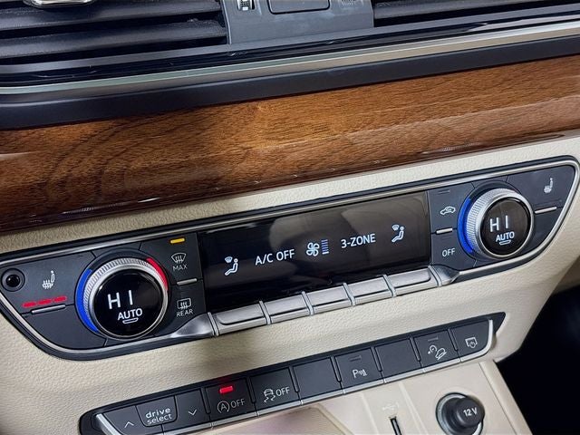 2022 Audi Q5 45 S line Premium Plus quattro