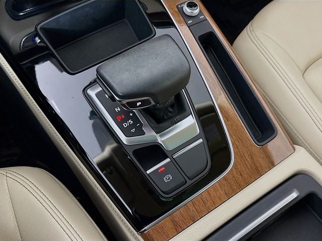 2022 Audi Q5 45 S line Premium Plus quattro