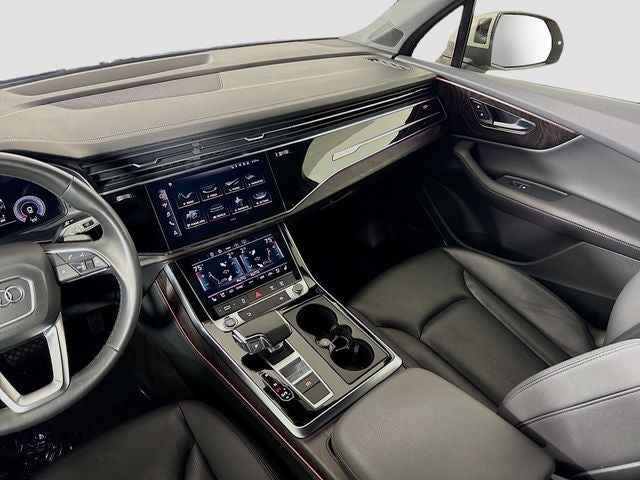 2023 Audi Q7 45 Premium Plus quattro