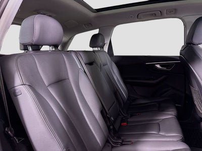 2022 Audi Q7 45 Premium Plus quattro