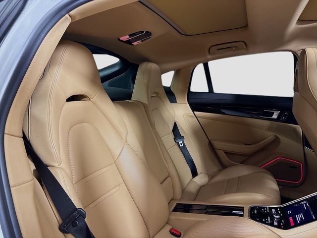 2018 Porsche Panamera 4S