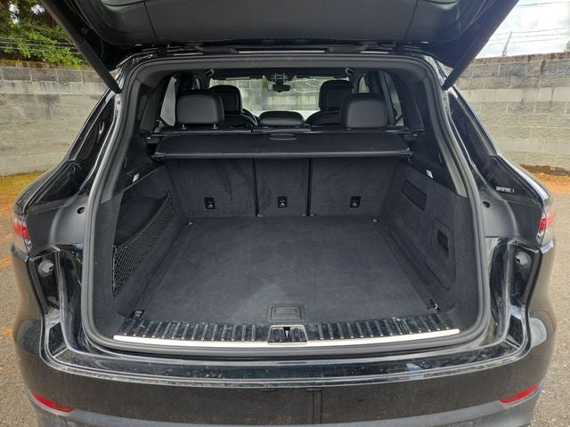 2020 Porsche Cayenne Base