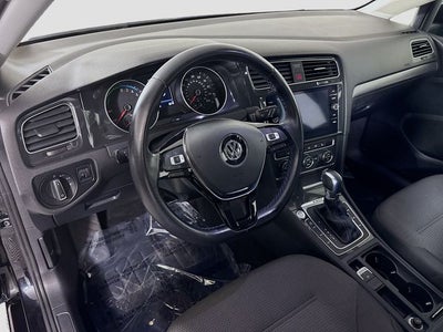 2019 Volkswagen e-Golf SE