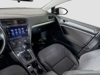 2019 Volkswagen e-Golf SE