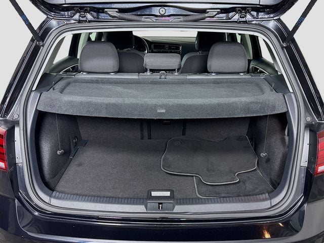 2019 Volkswagen e-Golf SE