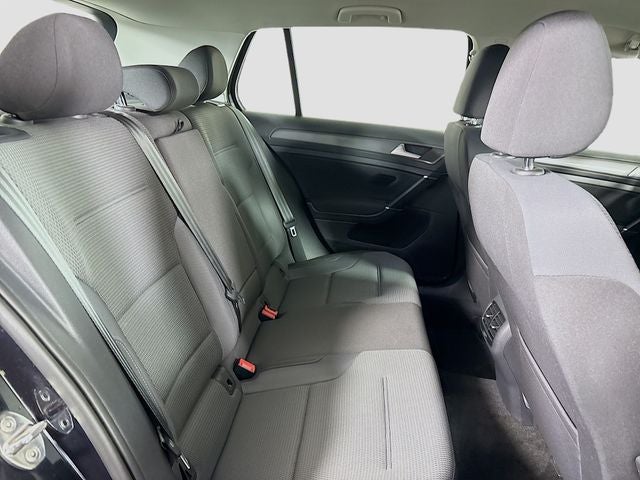 2019 Volkswagen e-Golf SE