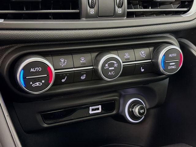 2022 Alfa Romeo Giulia Veloce