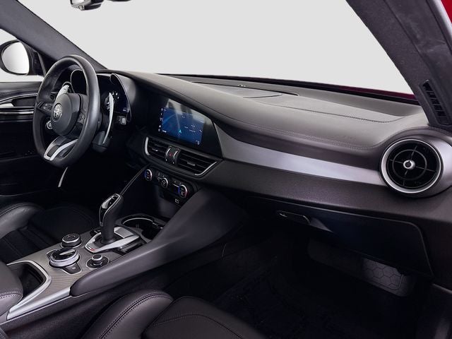 2022 Alfa Romeo Giulia Veloce