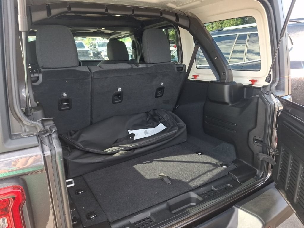 2025 Jeep Wrangler 4-Door Rubicon 4x4