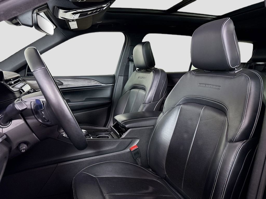 2022 Jeep Grand Cherokee L Overland 4x4