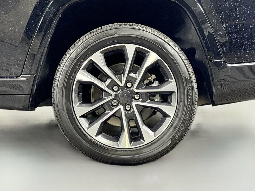 2022 Jeep Grand Cherokee L Overland 4x4