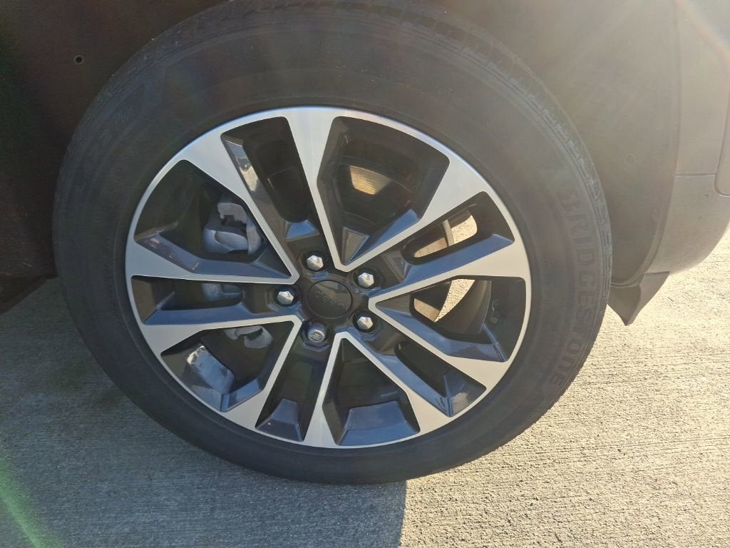 2022 Jeep Grand Cherokee L Overland 4x4