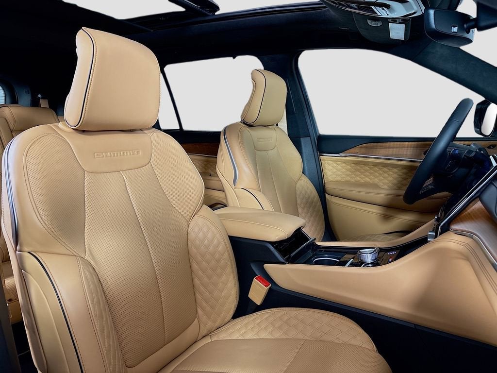 2025 Jeep Grand Cherokee L Summit Reserve 4x4