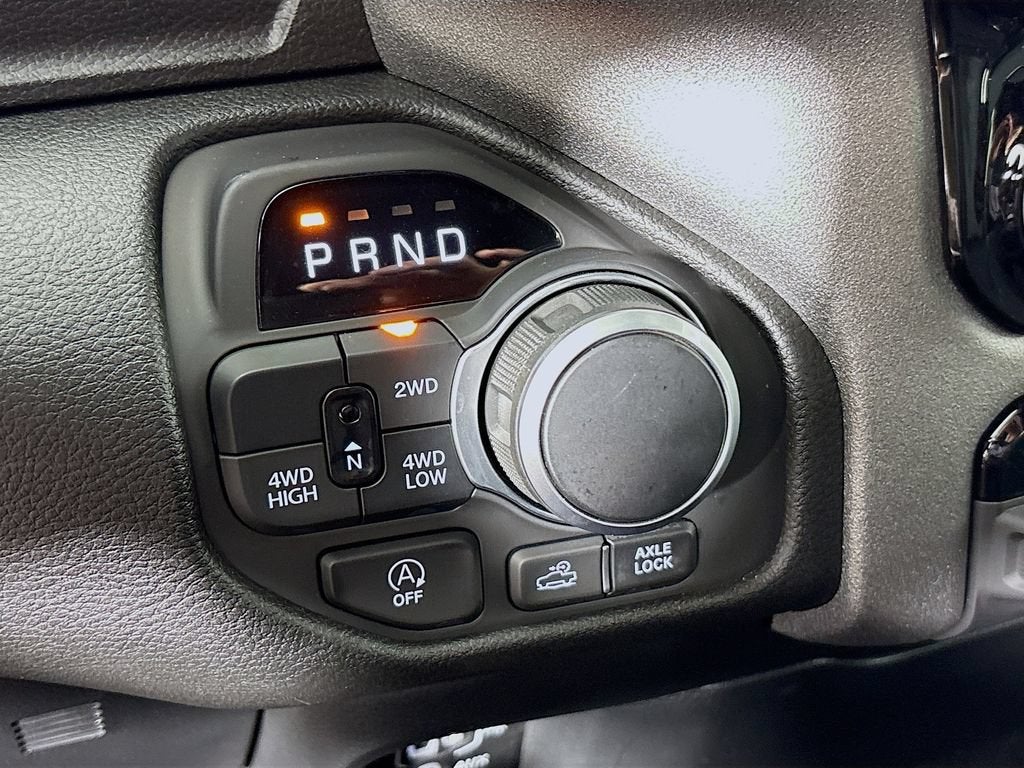 2025 RAM 1500 Warlock Crew Cab 4x4 5'7" Box