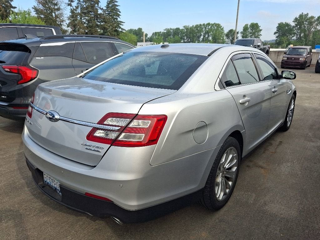 2016 Ford Taurus Limited