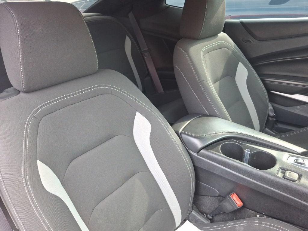 2016 Chevrolet Camaro 1LT