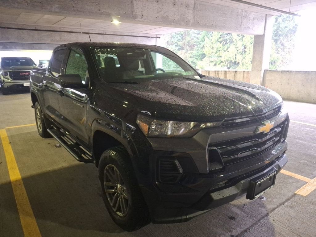 2025 Chevrolet Colorado WT/LT