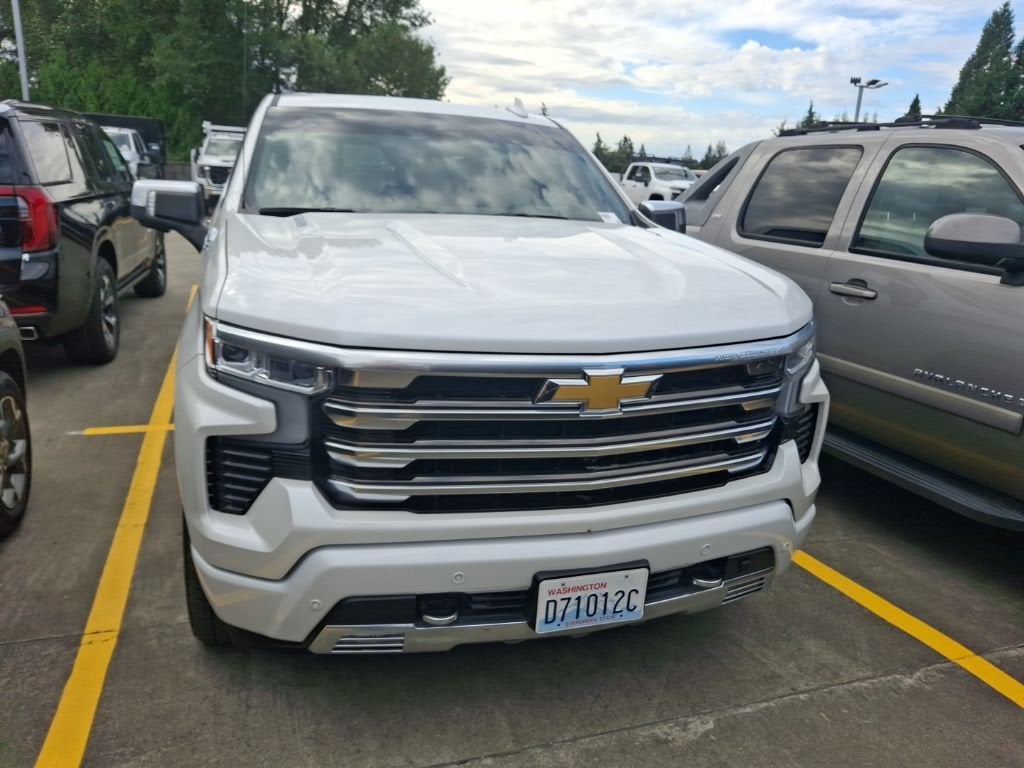 2023 Chevrolet Silverado 1500 High Country