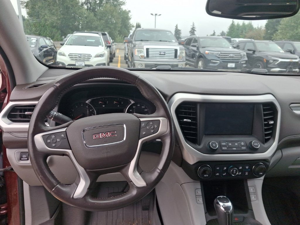 2017 GMC Acadia SLT