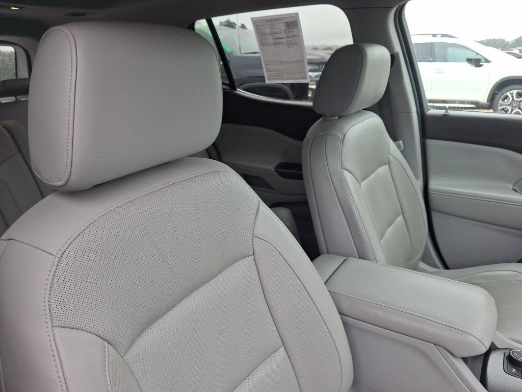 2017 GMC Acadia SLT
